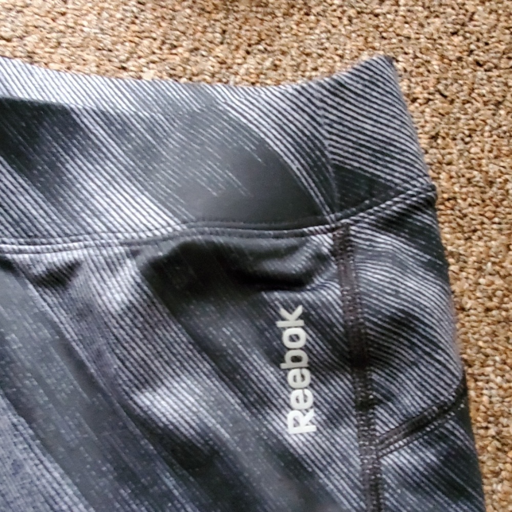 Reebok leggings sz M